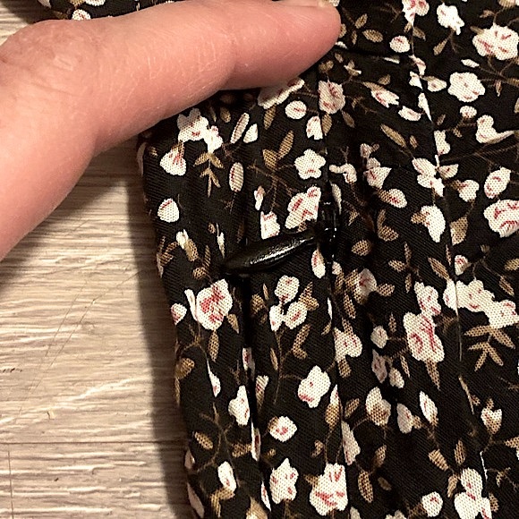 🦋 DISTURBIA (NWT) • Collared Floral Mini Dress • Size Small / US4 / Size UK8 - Picture 12 of 15